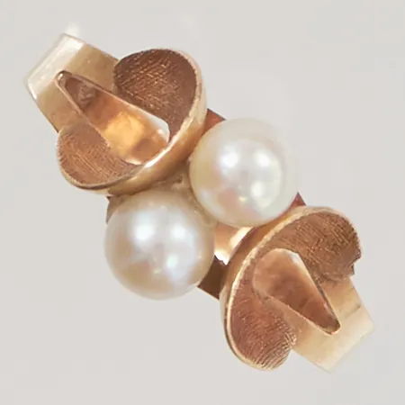 Ring Ø17½, bredd:9mm, pärlor, 18K 1,8g.