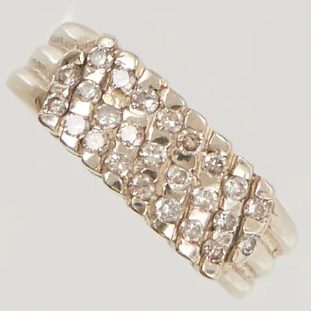 Ring diamanter 25x ca 0,015-0,02ct, Ø16½, bredd:7mm, 18K 5,6g.