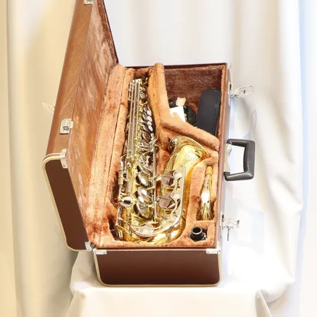 Altsaxofon Yamaha YAS-25, serie nr. 034204, rem, hårt fodral, bruksslitage Skickas med postpaket.