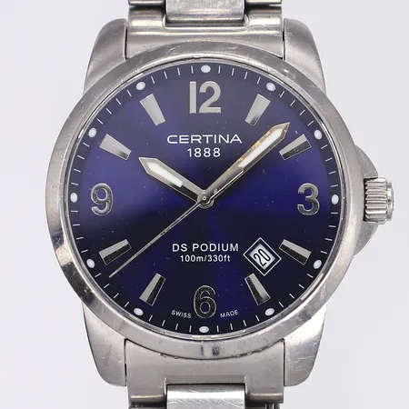 Herrur Certina DS Podium Ø40mm quartz, C001610A, SKM-BC-15405C, påtagligt bruksslitage, skadade visare, en sprint i armband fel storlek, tickar men ej testad för tidshållning