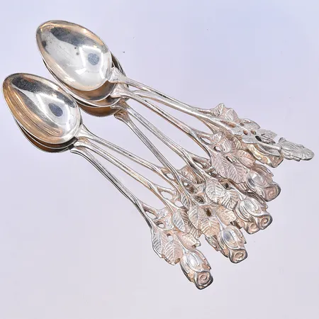 11 skedar, längd 10 cm, silver 830/1000. Vikt: 85,9 g