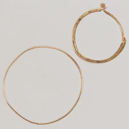 Diverse guld, defekt, 18K 1,9g.