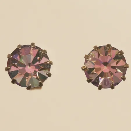 Ett par örhängen med stenar, Ø7,1mm, silver Vikt: 1,1 g