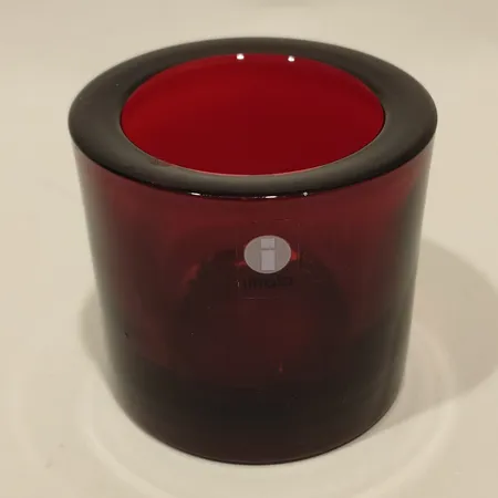 Ljuslykta Kivi Iittala, Marimekko, formgivare Heikki Orvola, höjd ca 8cm, Ø8,5cm, röd, repor, etikettmärkt