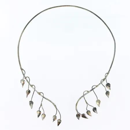 Collier handarbete, 45cm stelt/formbart, skevheter, silver 925/1000 Vikt: 24,9 g