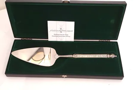 Tårtspade, tenn Hadeland Tennstöperi, Norgie, etui. Vikt: 0 g