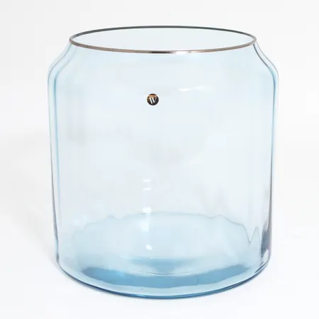 Glasvas Lars Wallin Lace Design, höjd: 19cm, Ø14,5cm Skickas med postpaket.