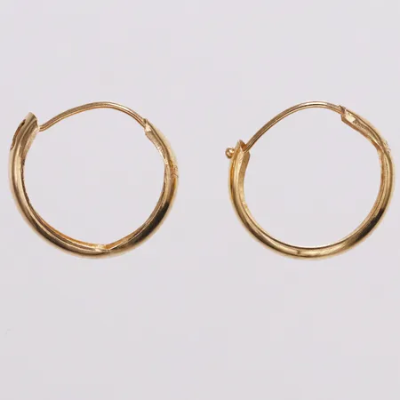 Ett par örhängen 13mm, buckliga, 18K  Vikt: 0,7 g