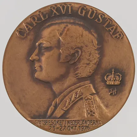Minnesmedalj, Carl XVI Gustaf, statsbesöket i nederländerna 1976, brons, etui.