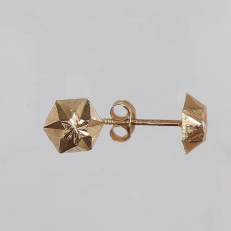 Ett par Örhängen Ø6mm 18K Vikt: 0,5 g