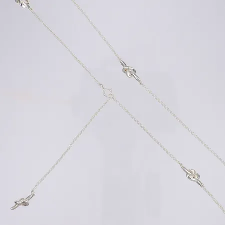 Halscollier Efva Attling "Love Knot" längd 770/78cm bredd 1-7mm med box silver 925/1000 Vikt: 15,6 g