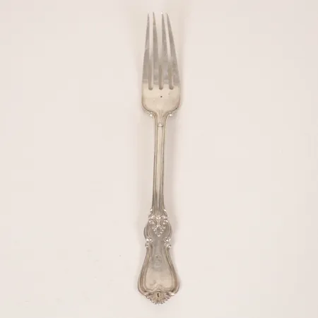 Matgaffel, modell Olga, längd: 21,5cm, Gustaf Theodor Folcker, Stockholm 1853, vapensköld, 830/1000 silver Vikt: 85 g