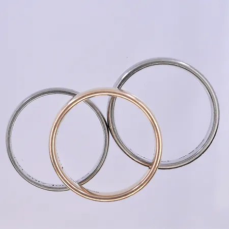 Diverse guld, 18K. Vikt: 14,6 g