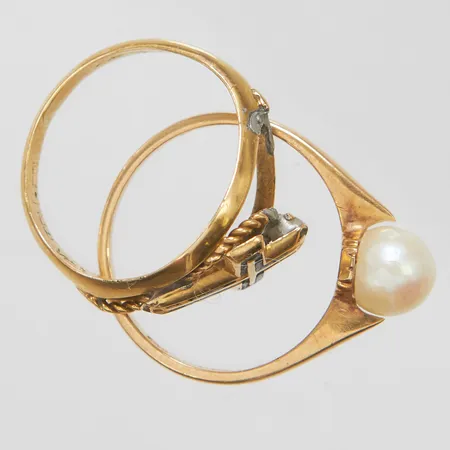 Diverse guld defekta, slitage, 18K Vikt: 3,1 g