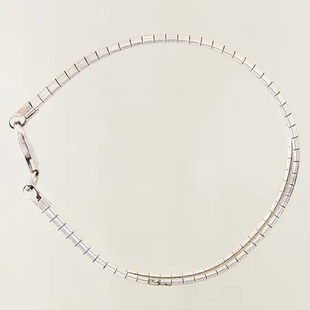 Armband, halvstelt, längd: 19cm, bredd: 5,7mm, något skev, GFAB, silver 925/1000 Vikt: 12,1 g