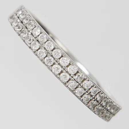 Ring med vita stenar, Ø16¾, bredd: 2,1-3,2mm, GHA, silver, 925/1000 Vikt: 2,1 g