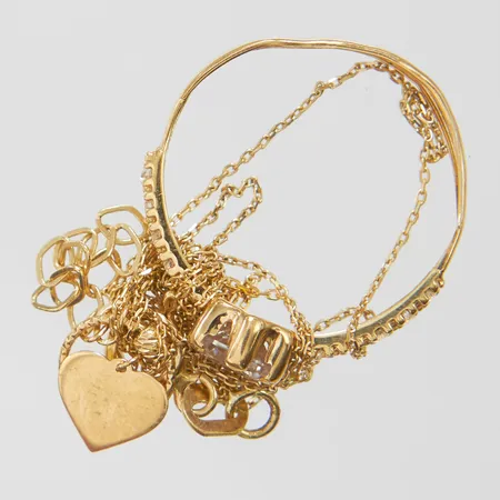 Diverse guld defekta, vita stenar, 18K, bruttovikt: 2g Vikt: 0 g