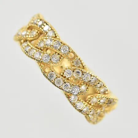 Ring med vita stenar, stl 16½, bredd 6 mm, 2 stenar saknas, 18K. Vikt: 3,6 g