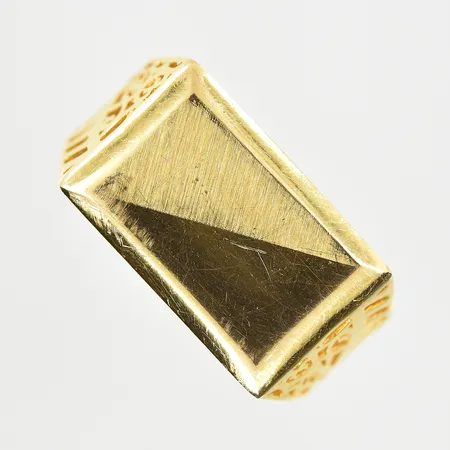 Klackring, stl 21¼, bredd 3-13 mm, 21K. Vikt: 5,9 g