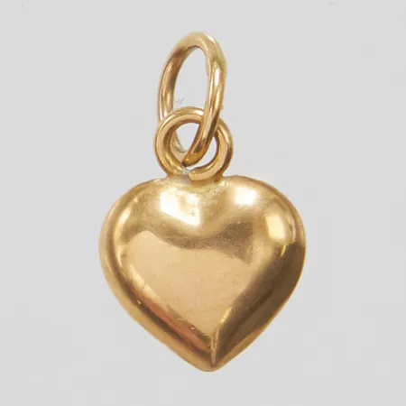 Berlock hjärta, längd ca 13mm, bredd 7mm, 18k Vikt: 0,3 g