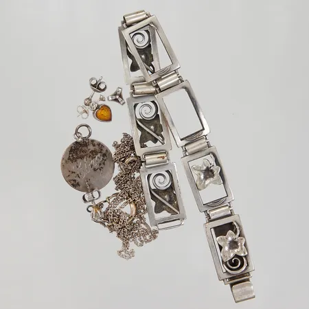 Diverse Silver, defekt, silver Vikt: 32,2 g