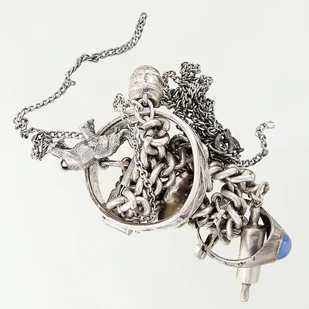 Silversmycken, sten, skevheter, bucklor, silver 830-925/1000 Vikt: 31,5 g