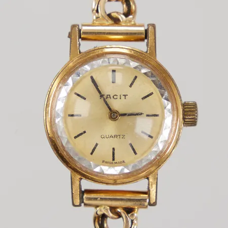 Damur Facit, Ø ca 21mm, kvarts, stål, Bismarcks länk, totalt längd inkl ur 18cm, går ej bredd 8mm, 18K bruttovikt 25,3g  