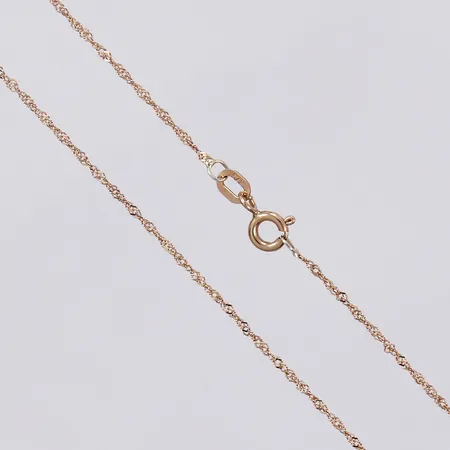 Kedja Singapore längd ca 45,3cm, bredd ca 1mm, 9K Vikt: 0,9 g