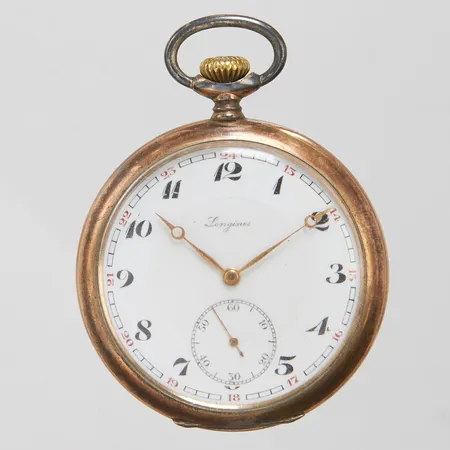 Fickur Longines silver 50,5mm monogramgravyr personliggravyr på innerboett boettnr: 38342 34 repigt glas silver 800/000 bruttovikt 81,3g Vikt: 81,3 g