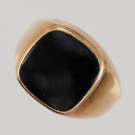 Klackring med svart sten stl 18¾, bredd 3,5-15mm, skev skena, 18K, Vikt: 4,4 g