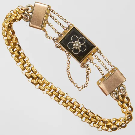 Armband 18K, lås i 14K guld med onyx, säkerhetskedja, en kedja saknas i låset, ostämplat, bruttovikt 11,6g Vikt: 11,6 g