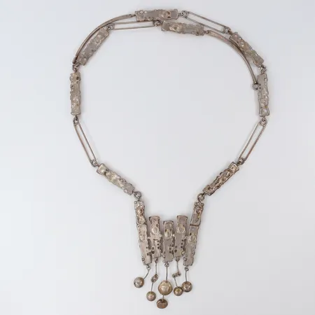 Collier JHULS Silver Gallery, Norge, längd 75cm, bredd 2,5-53mm, Silver 925/1000.  Vikt: 116,4 g