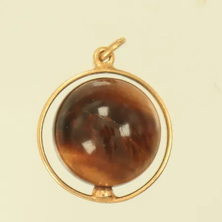 Berlock med tigeröga, Ø13mm exkl ögla, 18K 2g totalt.