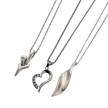 Diverse silversmycken, 925/1000, bruksmärken Vikt: 12,8 g