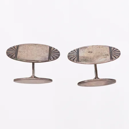 Ett par manschettknappar 27x16mm, silver 830/1000 Vikt: 12 g