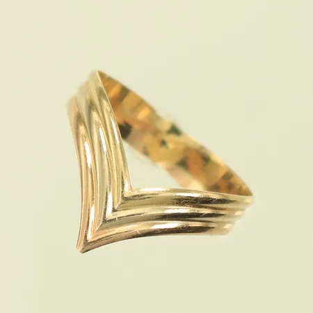 Ring stl 16 bredd 4-9mm, 14K 1,2g Vikt: 1,2 g