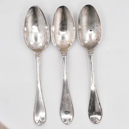 Tre matskedar, 21,5cm, Johan Stras Stockholm, år 1794, personlig gravyr, silver 830/1000 Vikt: 181,8 g