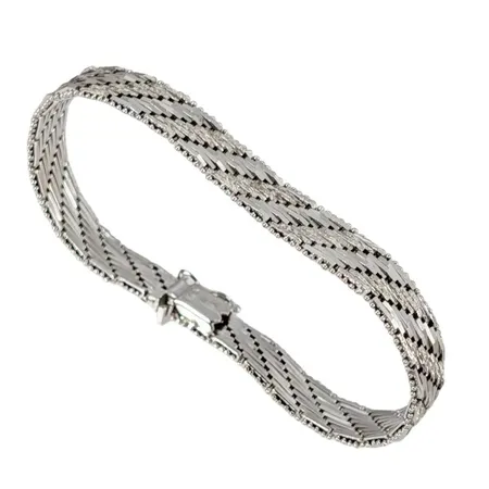 Armband, silver 935/1000, längd 19 cm, bredd 8,5 mm, svensk kontroll/importstämpel, fint skick  Vikt: 19,4 g