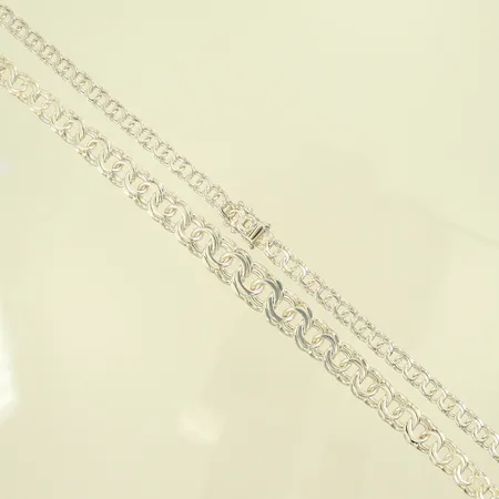 Halsband doserad Bismarck, längd 65cm, bredd 5-10mm, silver 925/1000, 31,2g Vikt: 31,2 g