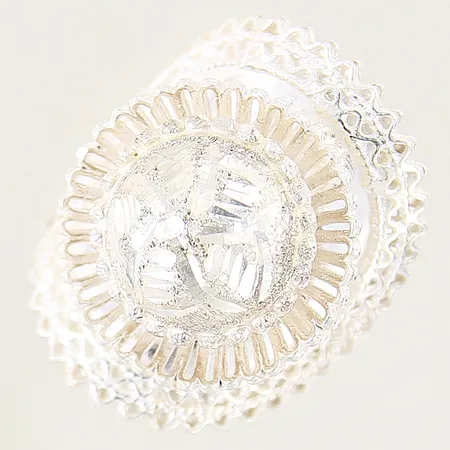 Ring med dekor, stl: 17½, bredd: 2,8-28,5mm, justerbar, silver 925/1000 Vikt: 10,6 g