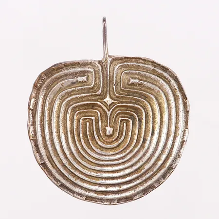 Hänge Inga-Britt Dahlquist avbild av Trojaborg, Gotland, ca 60x50mm, silver 925/1000 Vikt: 34,8 g