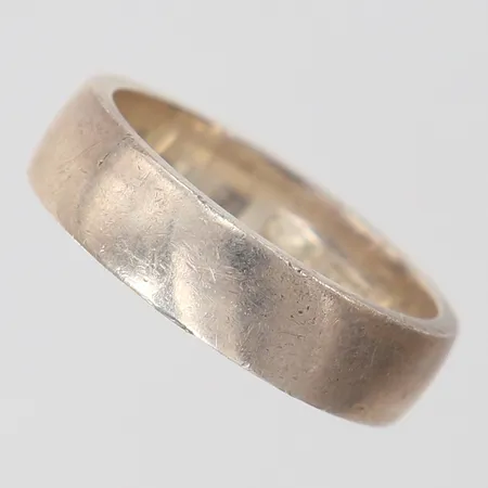 Ring slät, stl: 17, bredd 5mm, Silver 925/1000.  Vikt: 4,5 g