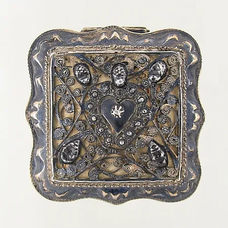 Ask, höjd: ca 2cm, bredd: ca 5cm, Holland, silver 833/1000 Vikt: 39 g