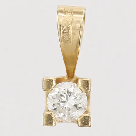 Hänge med diamant 1 x ca 0,19ct, längd: 11mm, bredd: 4mm, Guldvaruaktiebolaget G. Dahlgren & Co Ab , Malmö, 18K guld.  Vikt: 1 g