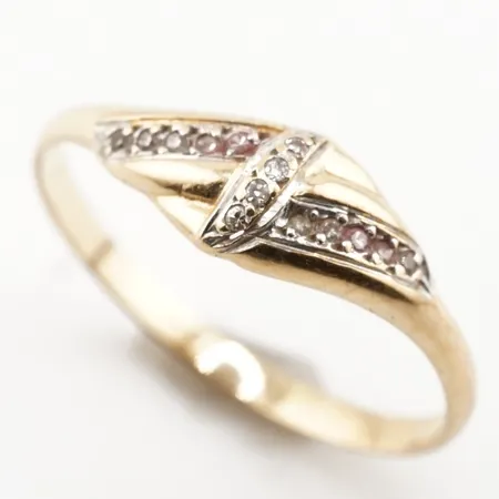 Ring m stenar, stl 18(56), bredd 6mm, 18k Vikt: 1,1 g