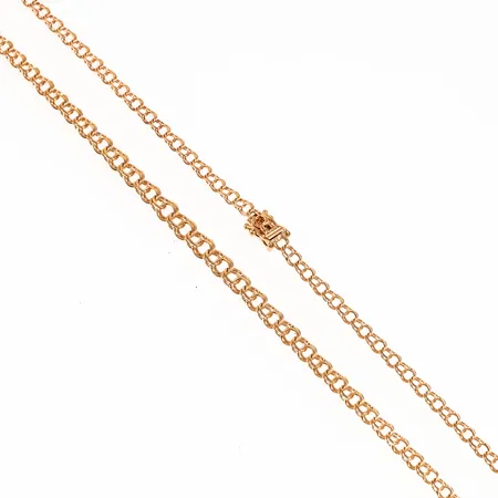 Colliér Bismarck i 18K guld. Det är 42 cm långt, 3,5 - 5 mm brett och väger 8,5g. Fint skick. Kistlås. 