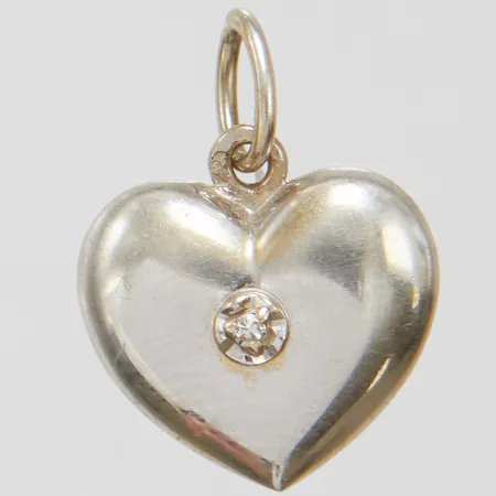 Hänge hjärta vitguld 16mm diamant 1 x ca 0,005ct 18K Vikt: 0,8 g