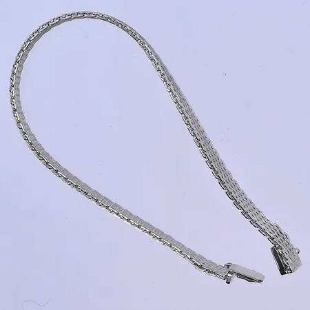 Armband längd 18,5 cm, bredd 6 mm, silver 830/1000. Vikt: 13,5 g