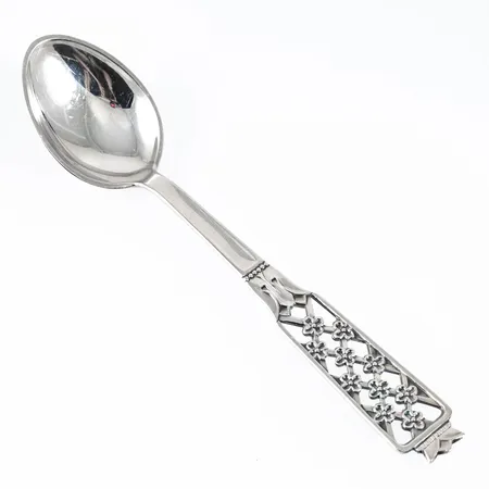 12 kaffeskedar i silver (830/1000) av modellen Princess, längd 120 mm, vikt: 160,1g. 