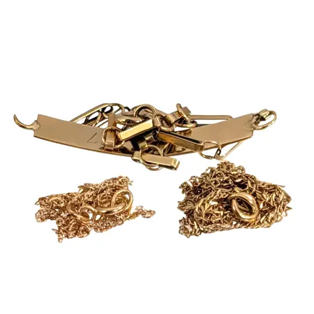 Diverse smycken, 14K guld - vikt 4,5g, 18K guld - vikt 3,5g, defekter